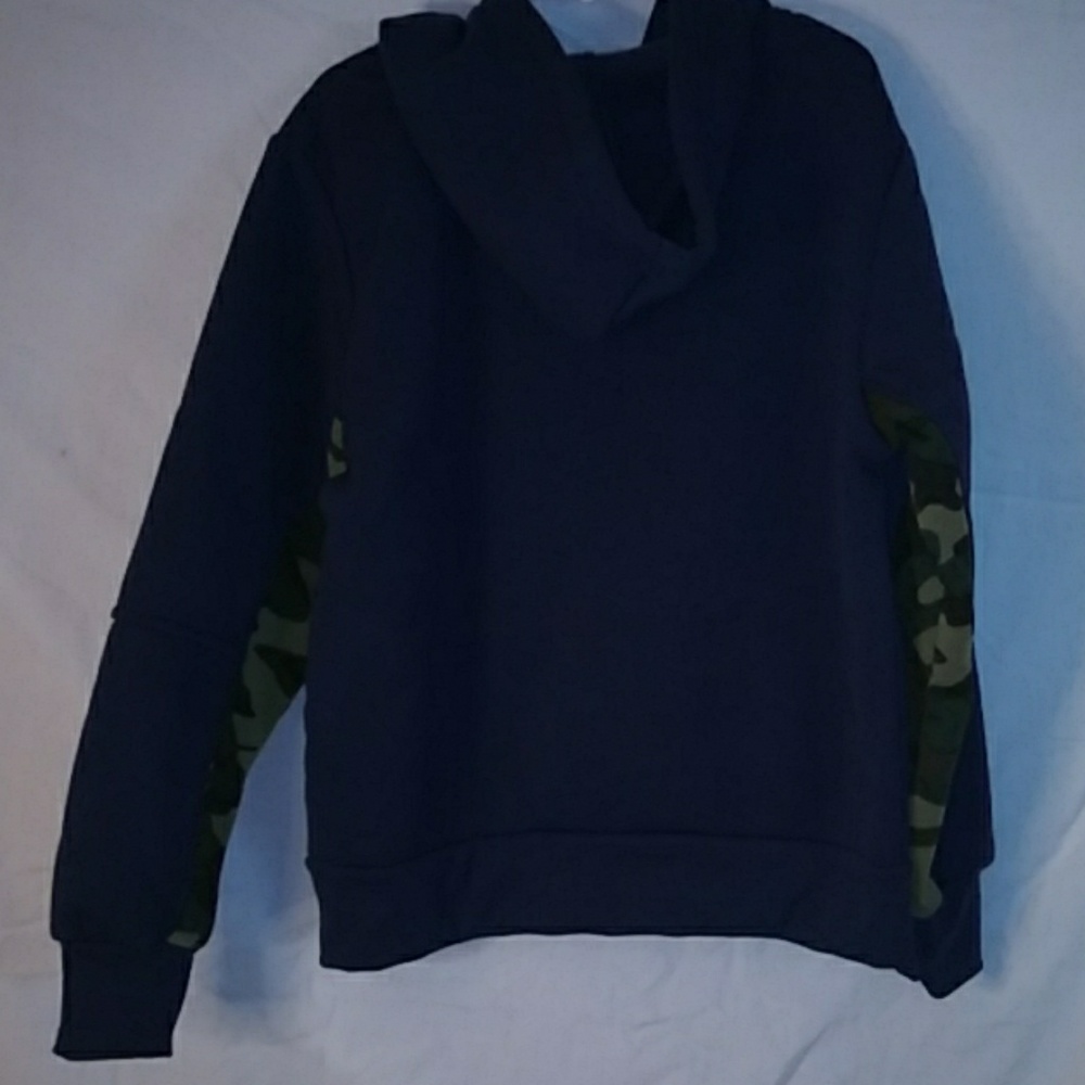 Outfit - Picture 5 of 15
